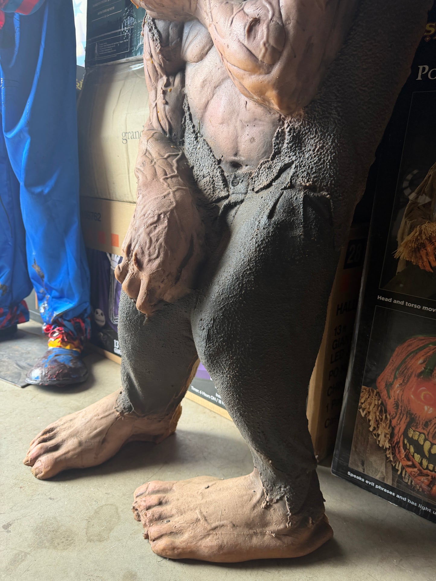 Igor Hunchback - Distortions Unlimited - Prop