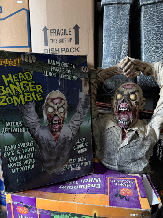 Head Banger Zombie - Animatronic