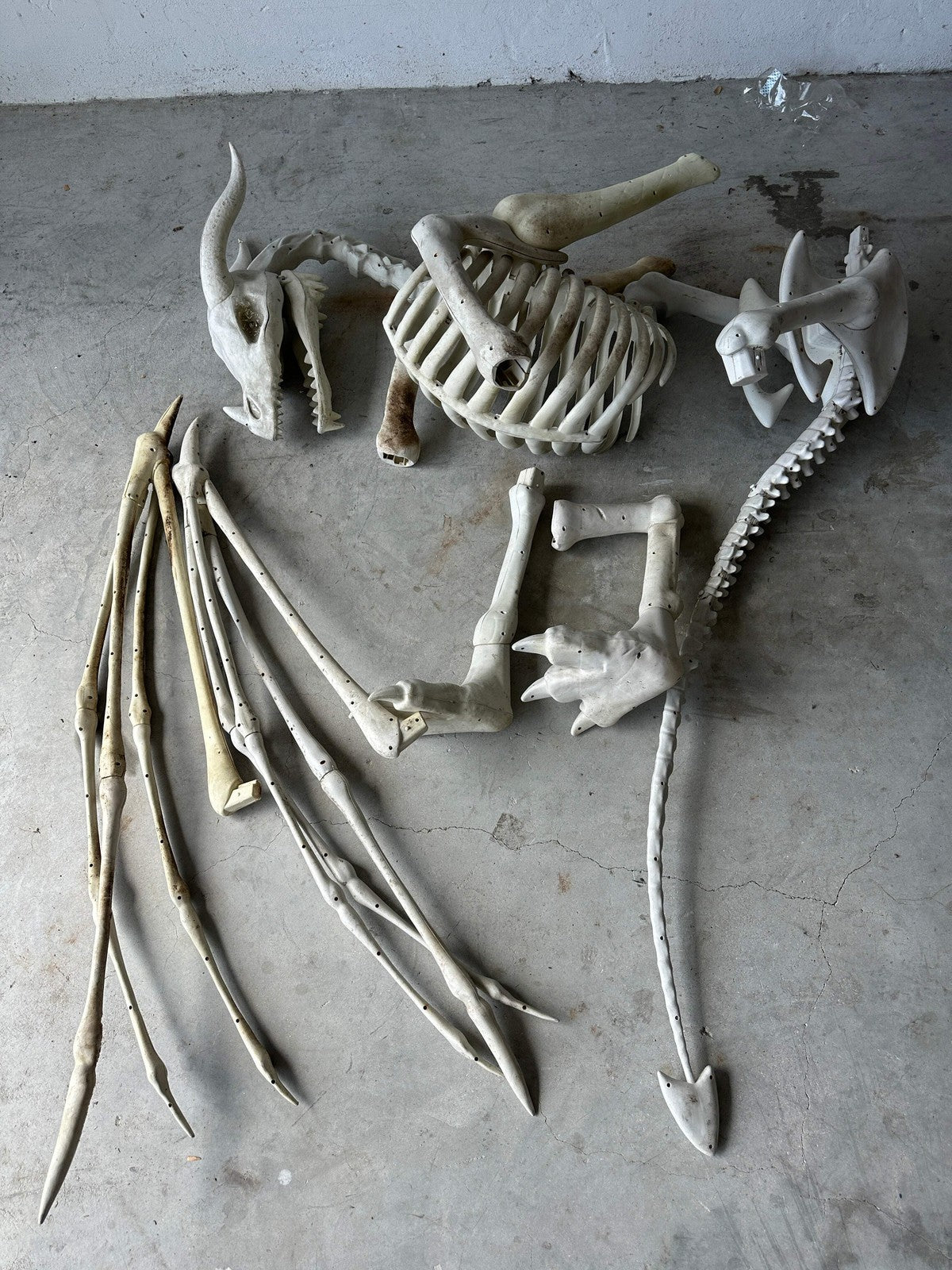 Spirit Halloween Animated Animatronic Life Size Giant Dragon Skeleton PARTS