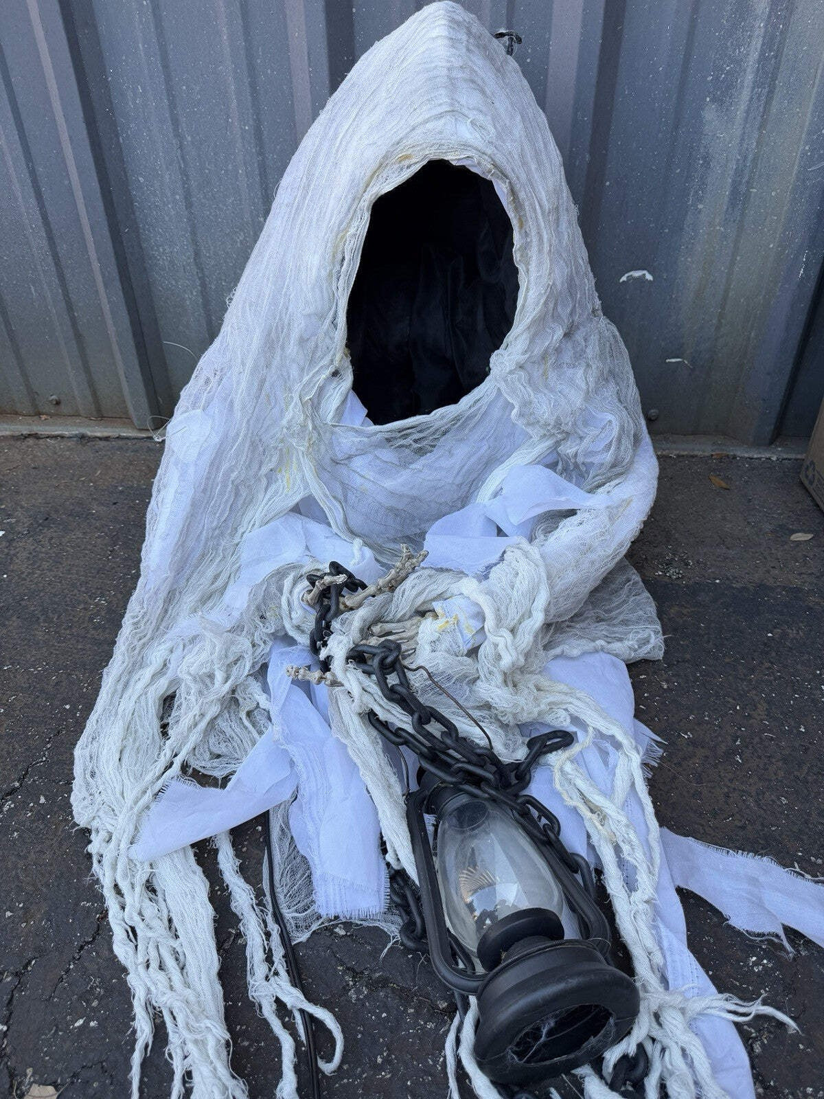 Spirit Halloween Life Size Prop Martha Stewart Hanging Phantom Grandinroad