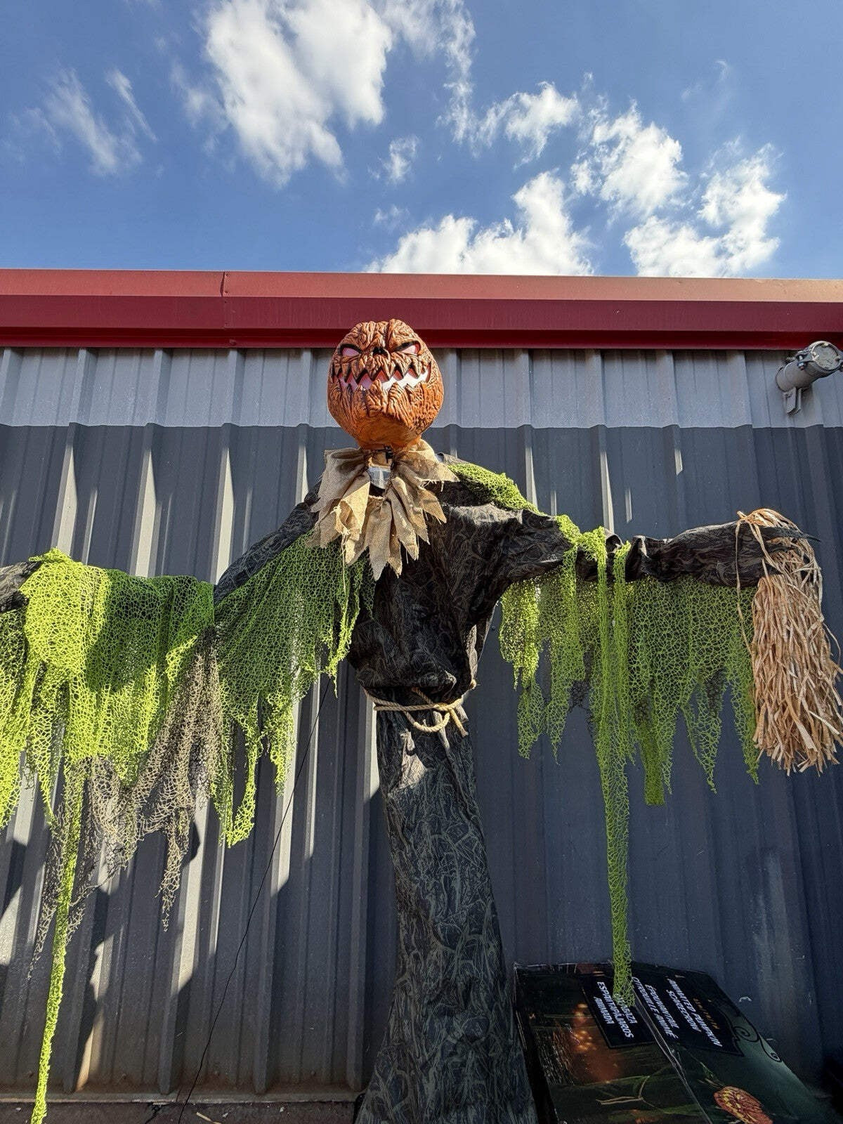 Spirit Halloween Animated Life Size Animatronic Prop Scarecrow Pumpkin Servo