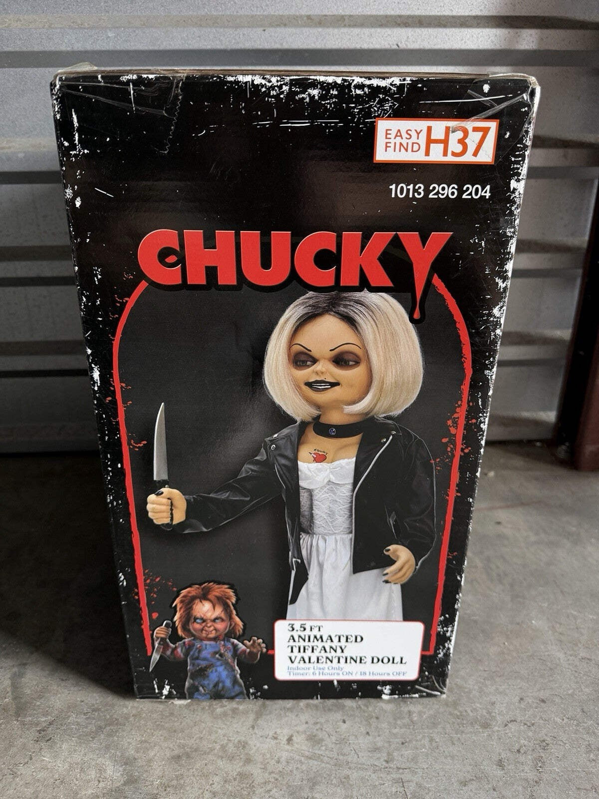 Spirit Halloween Animated Life Size Animatronic Tiffany Valentine Bride Chucky