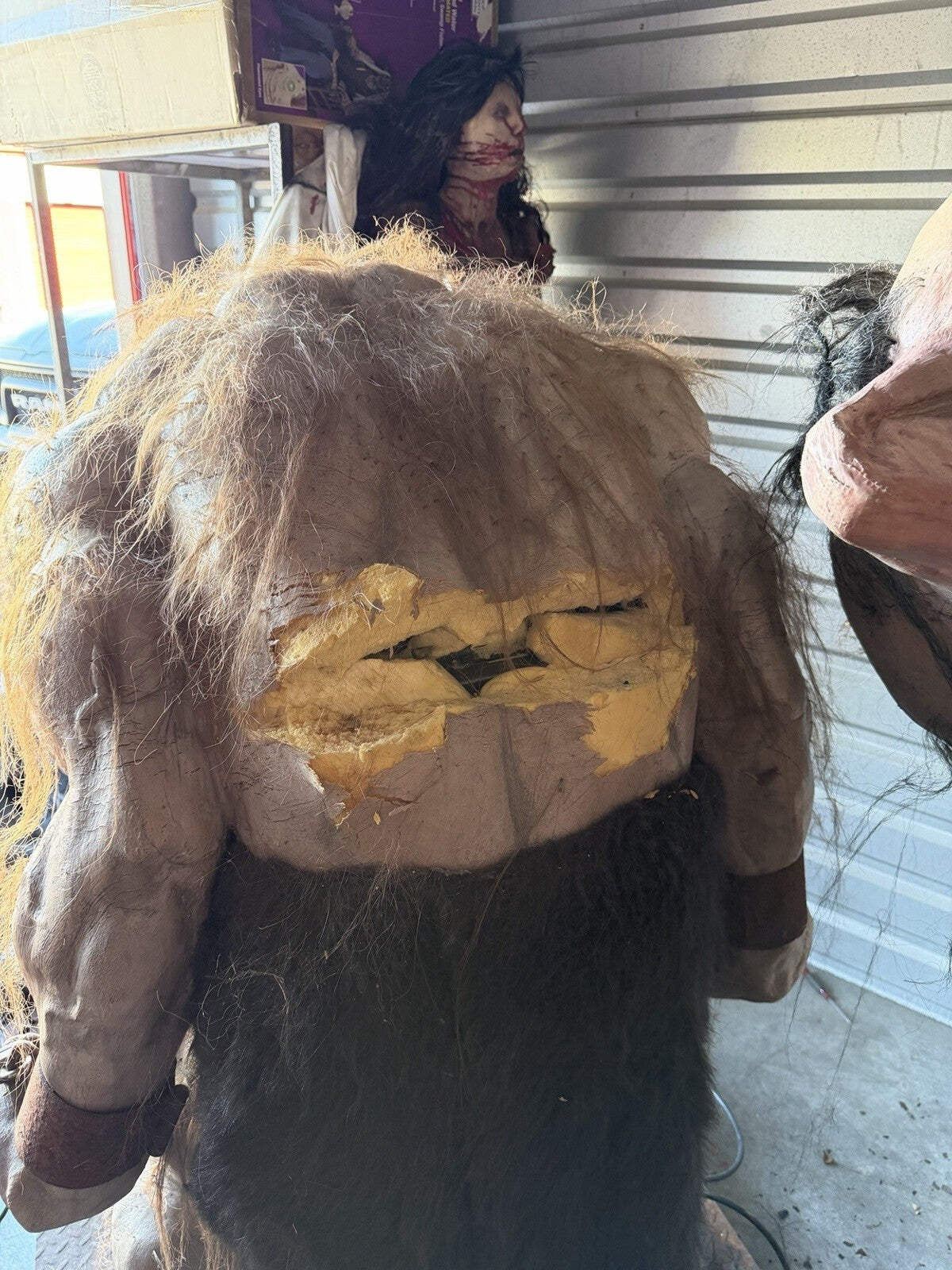 Halloween Animated Animatronic Life Size Pneumatic Rage Distortions Unlimited