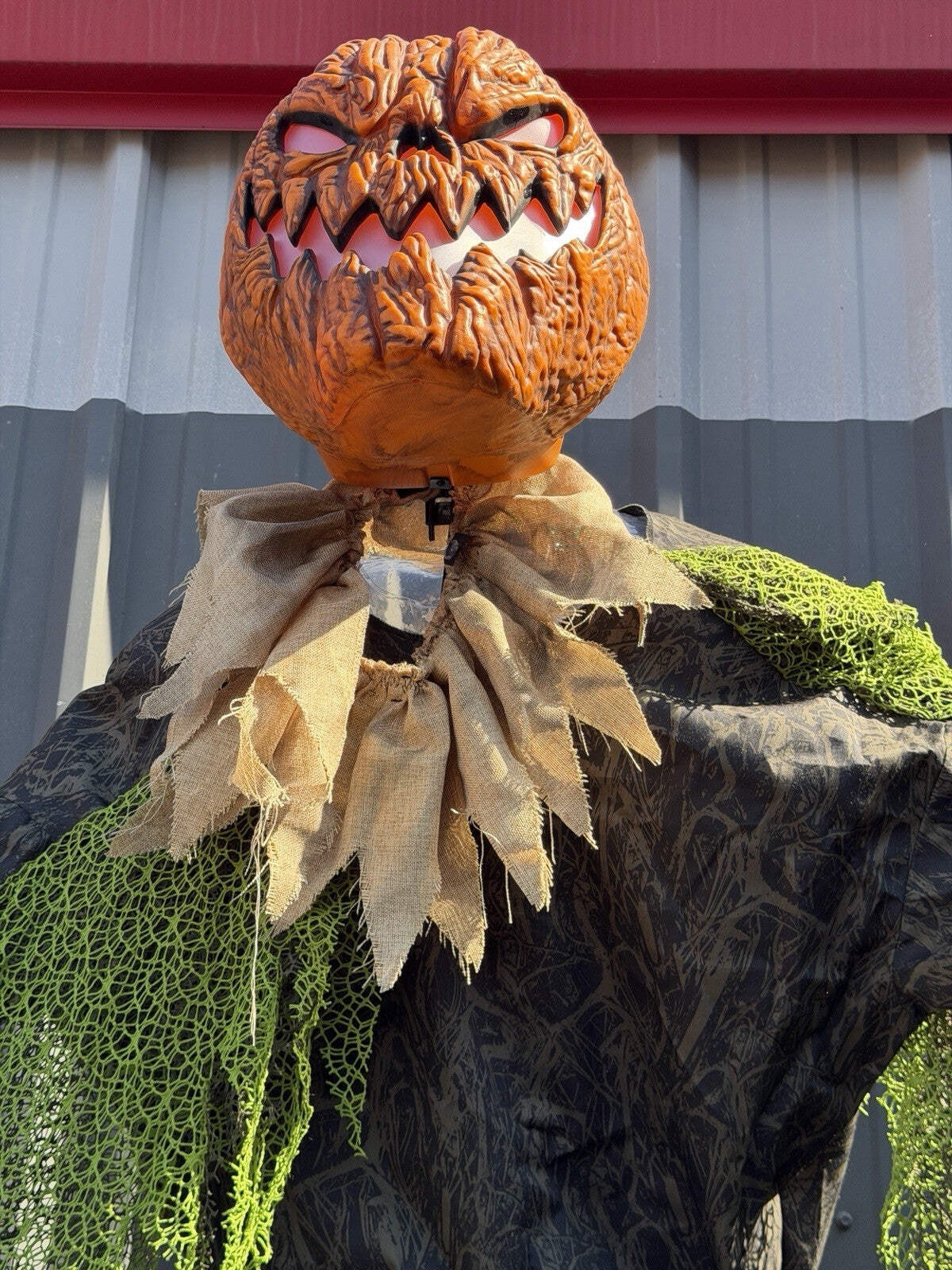 Spirit Halloween Animated Life Size Animatronic Prop Scarecrow Pumpkin Servo