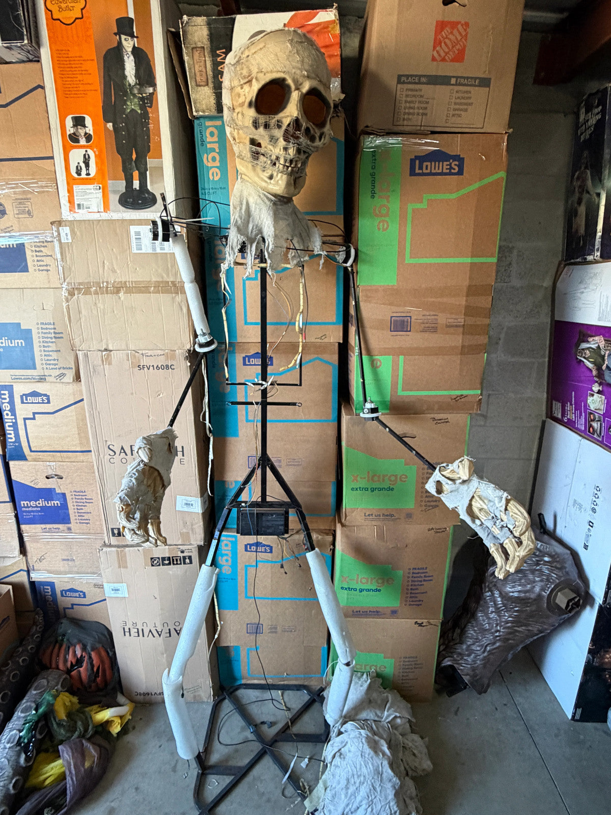 Spirit Halloween Life Size Prop Animated Animatronic 12Ft Mummy FOR PARTS
