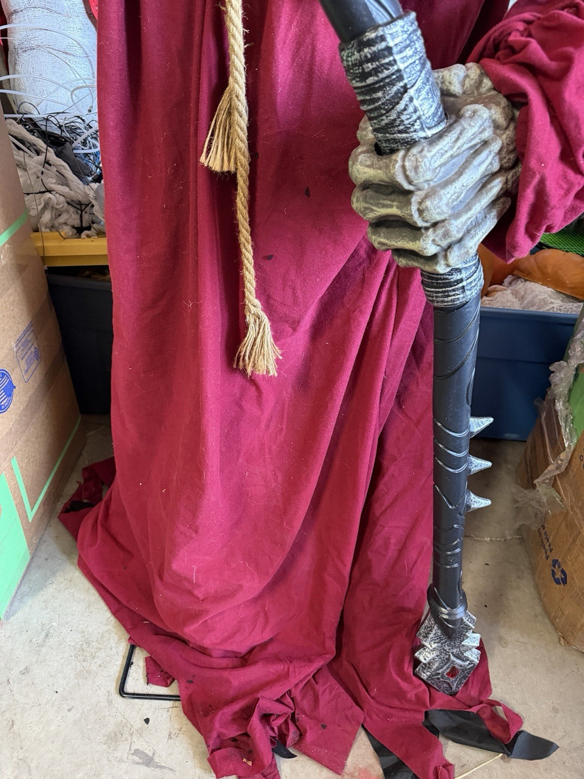 Spirit Halloween Animated Animatronic LifeSize Smoldering Reaper of Souls Grim 2