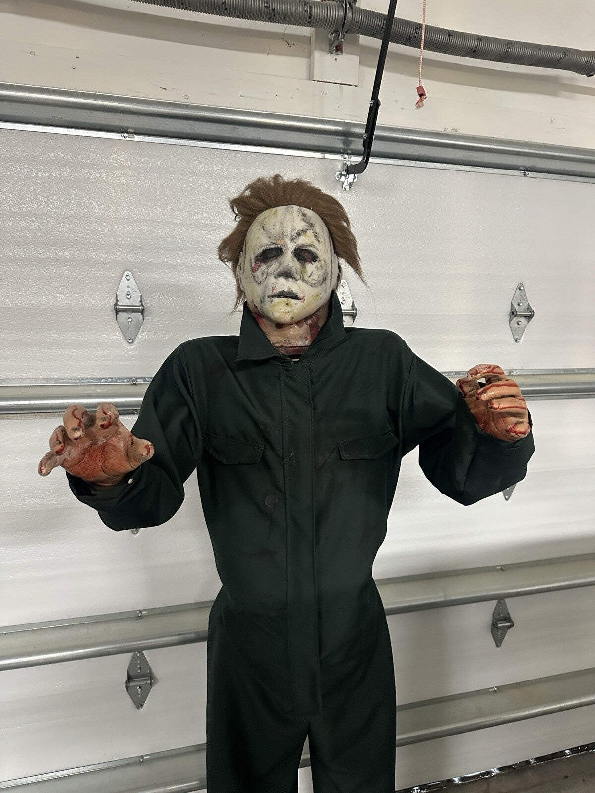 Spirit Halloween Life Size Prop Michael Myers Trick Or Treat Studios II 2