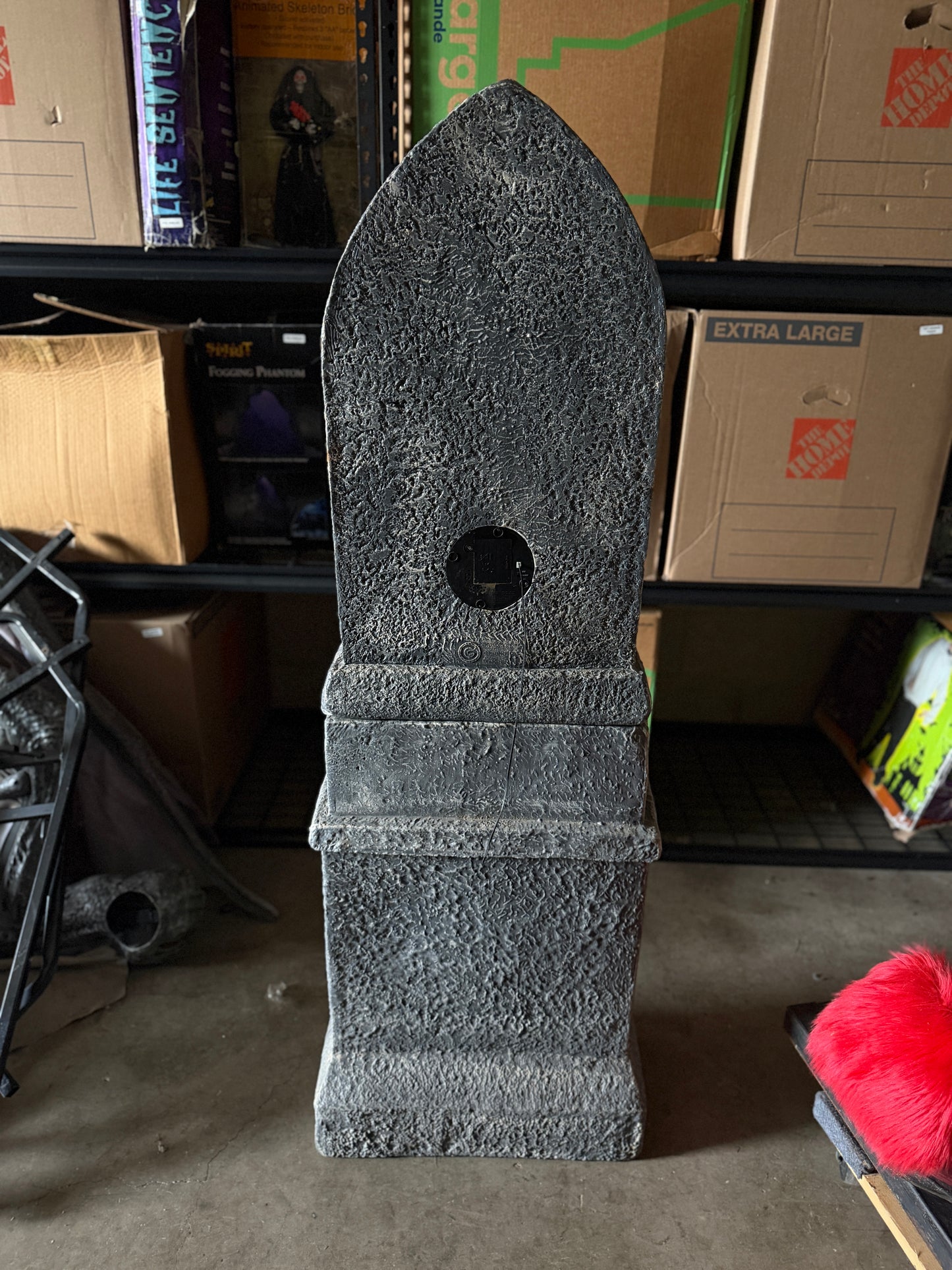 Gentleman Tombstone - Animatronic