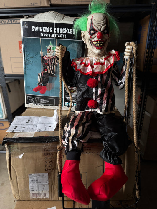 Swinging Chuckles - Animatronic