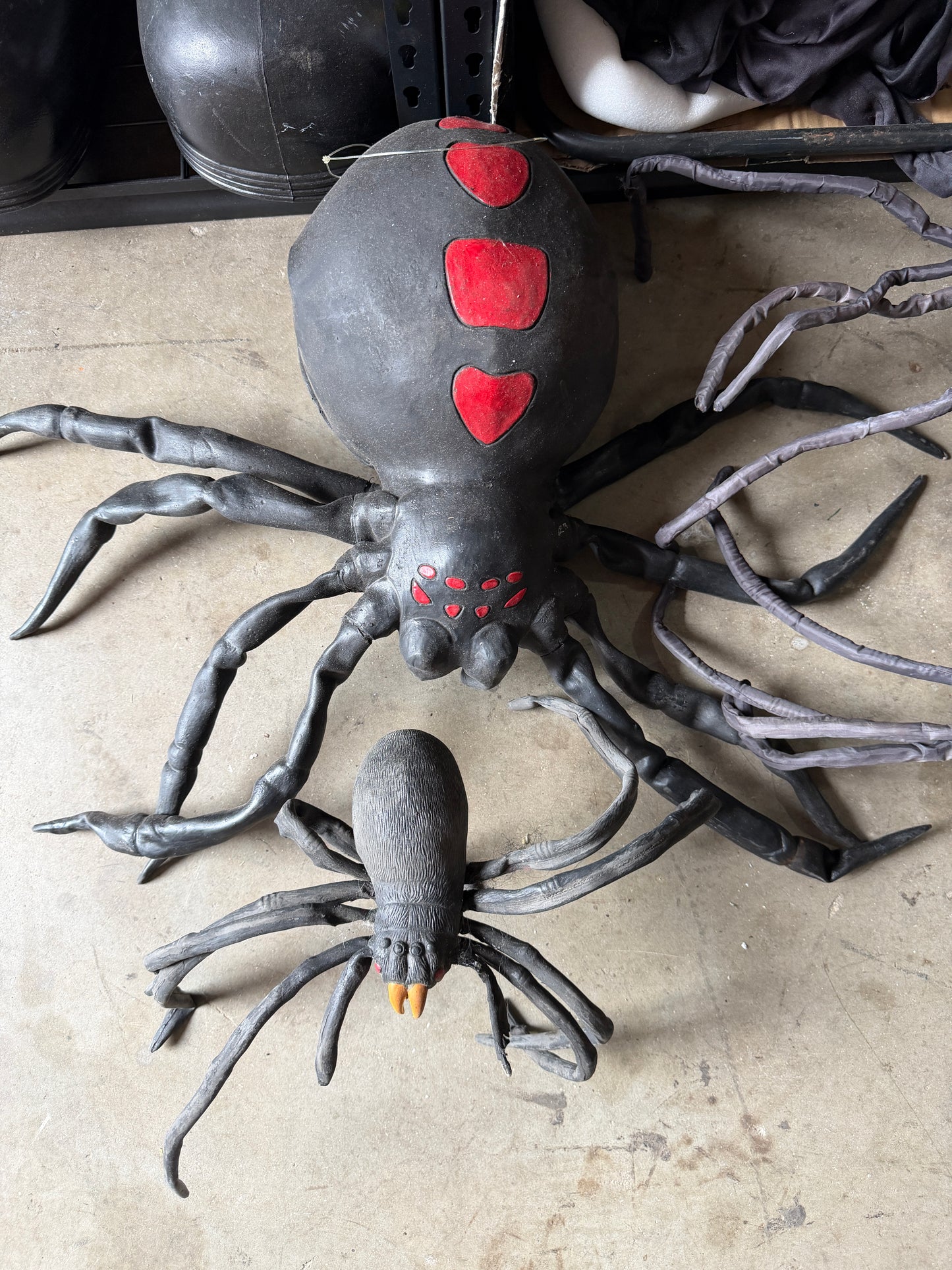Lot of Spiders - Props